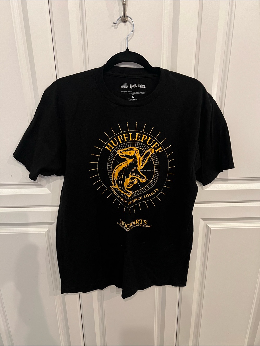 Warner Bros. Hufflepuff Black & Gold Crest Tee